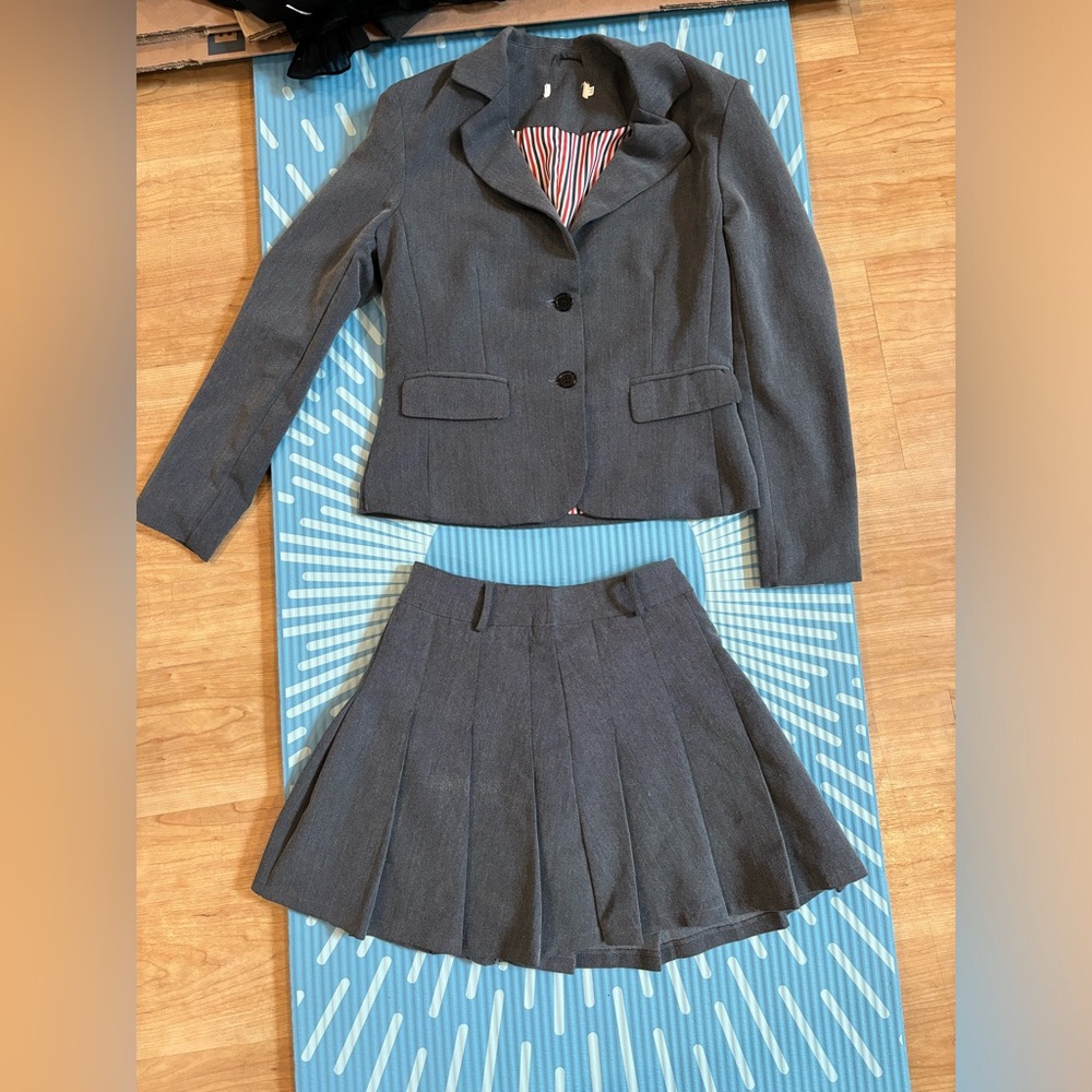 Casual suit